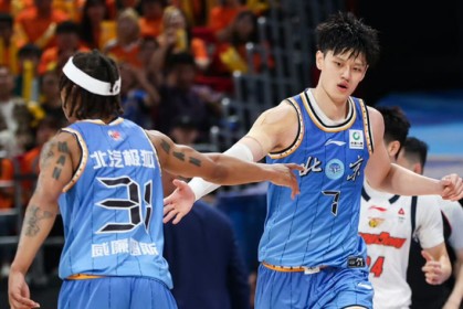 华体会体育官方入口-北京首钢15分大胜！广东宏远被淘汰，周琦爆发，徐杰0分